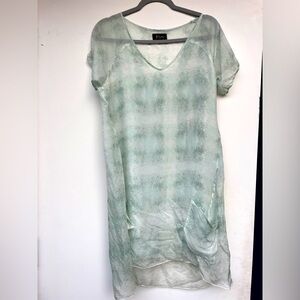 Lined silk summer dress with decorative pockets